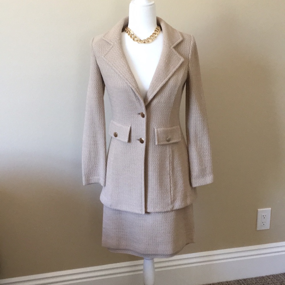 St John Tan jacket & skirt suit